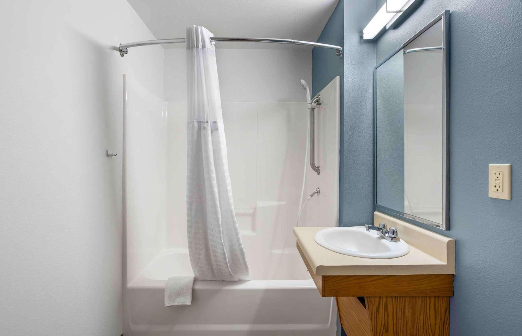 Extended Stay America Suites - Portland - East Fairview Buitenkant foto