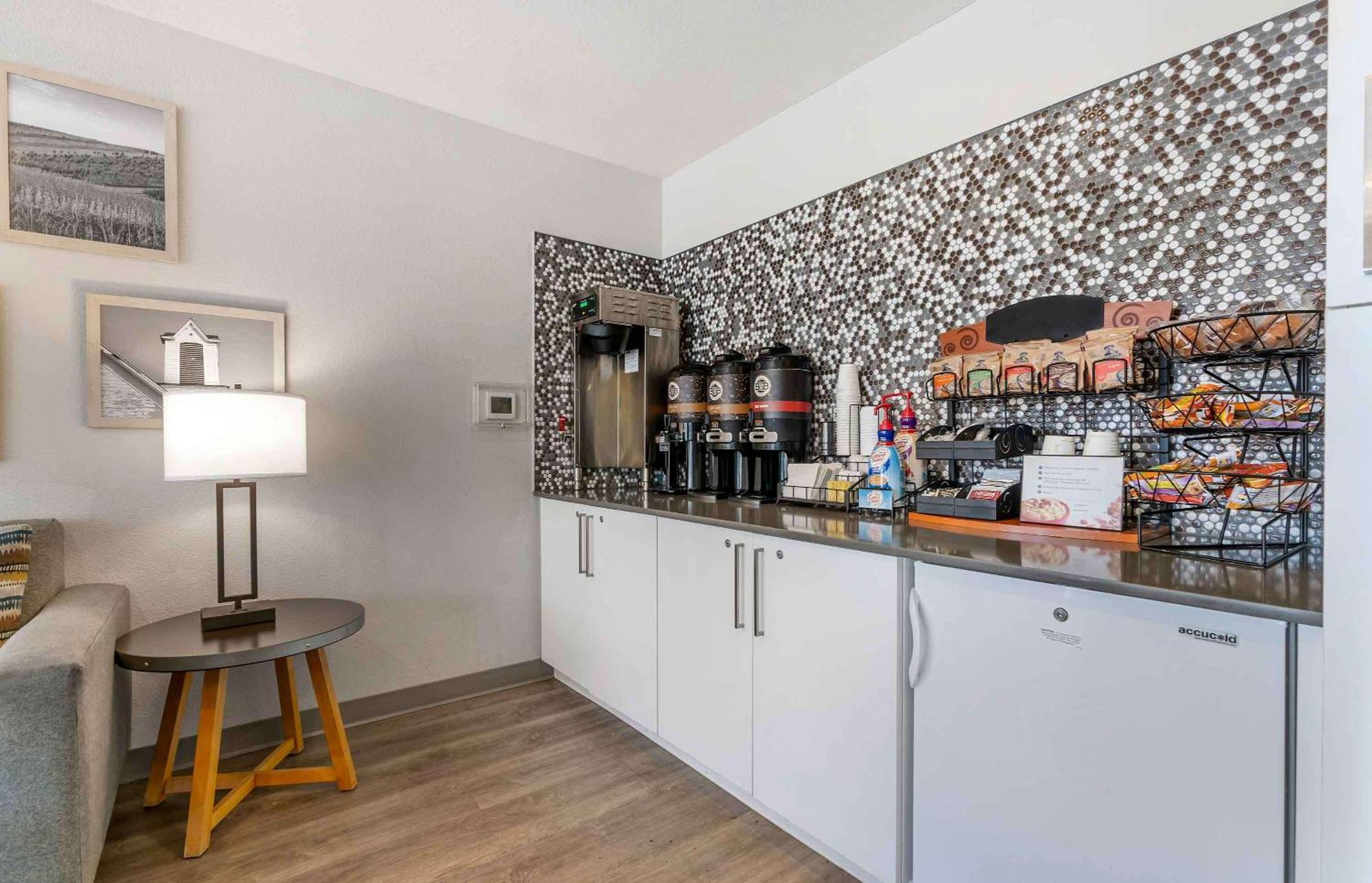 Extended Stay America Suites - Portland - East Fairview Buitenkant foto